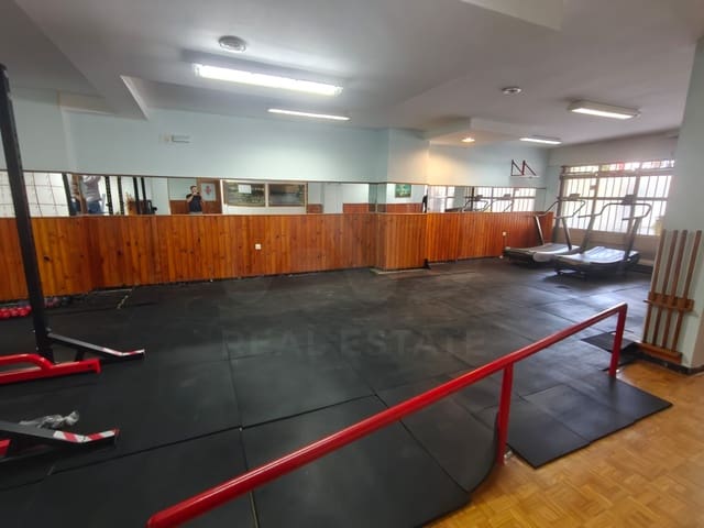 Local Commercial à vendre à León ville - 190 000 € (Ref: 10030637)