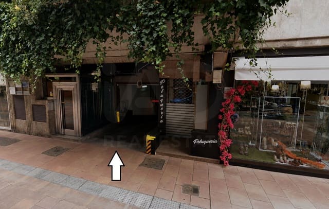 Local Commercial à louer à León ville - 100 € (Ref: 10030638)