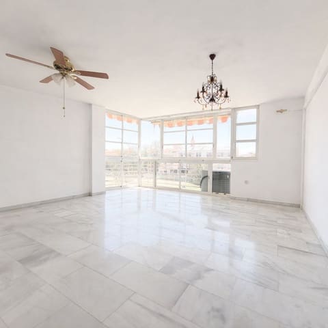 3 sypialnia Apartament na sprzedaż w La Goleta, Miasto Málaga z garażem - 460 000 € (Ref: 10030639)