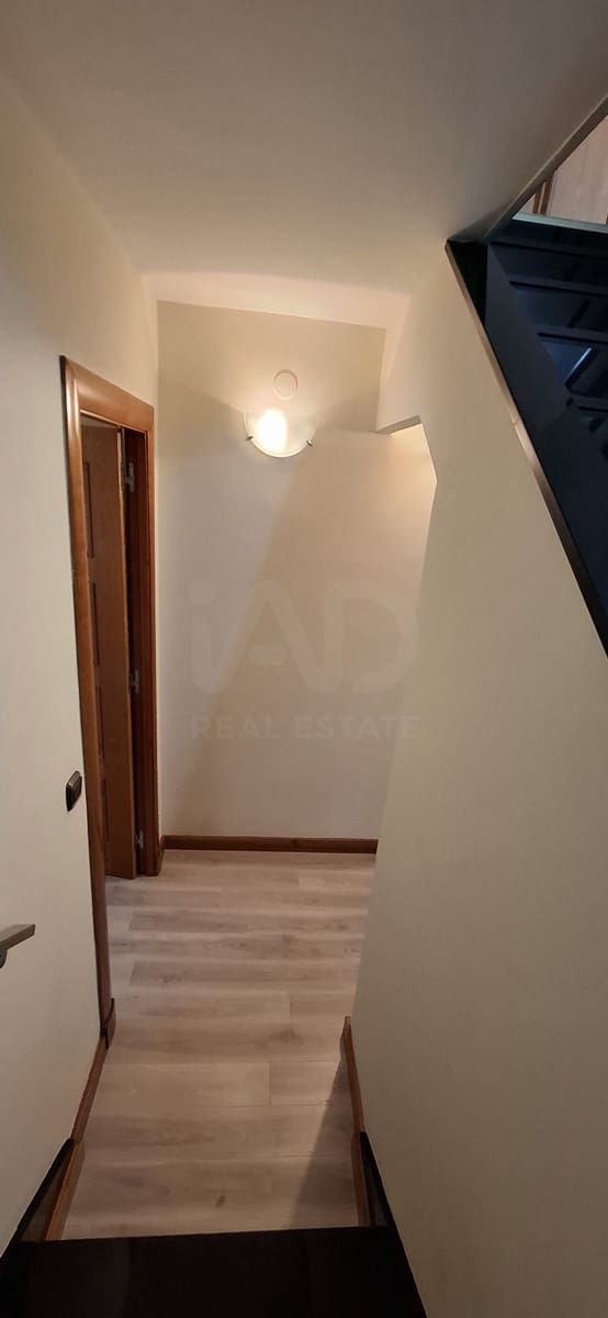 2 bedroom Apartment for rent in Leon city with garage - € 1,400 (Ref: 10031100)