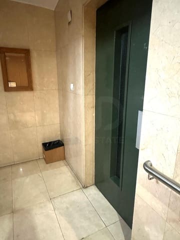 4 soverom Leilighet til leie i Leon by - € 1 200 (Ref: 10031101)