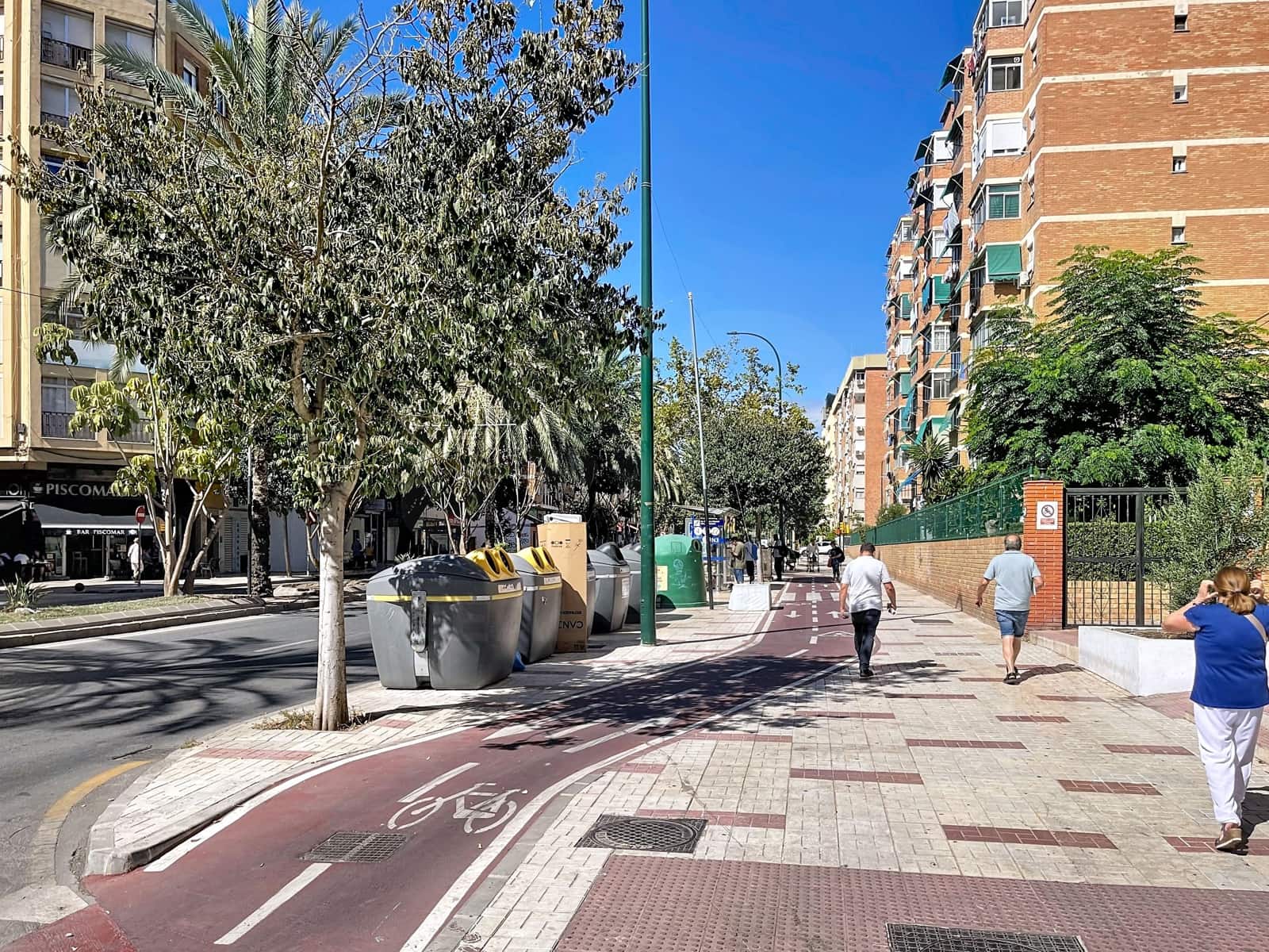 Kommersiell til leie i Malaga by - € 700 (Ref: 10031102)