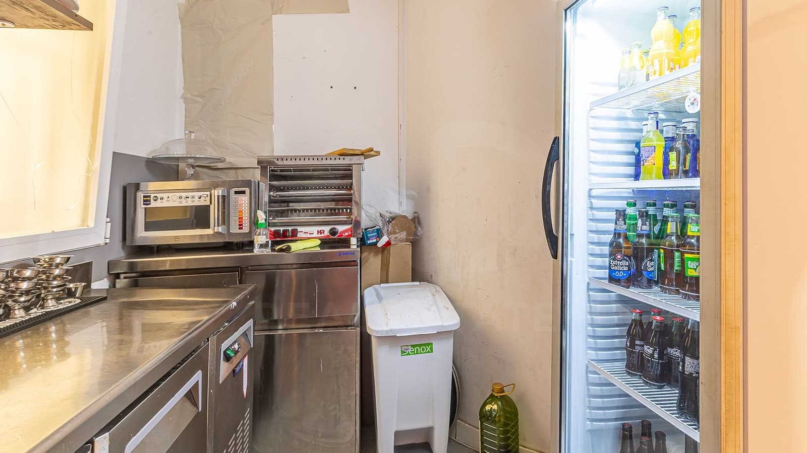 Local Comercial de 1 habitación en Madrid ciudad en alquiler - 2.000 € (Ref: 10031103)
