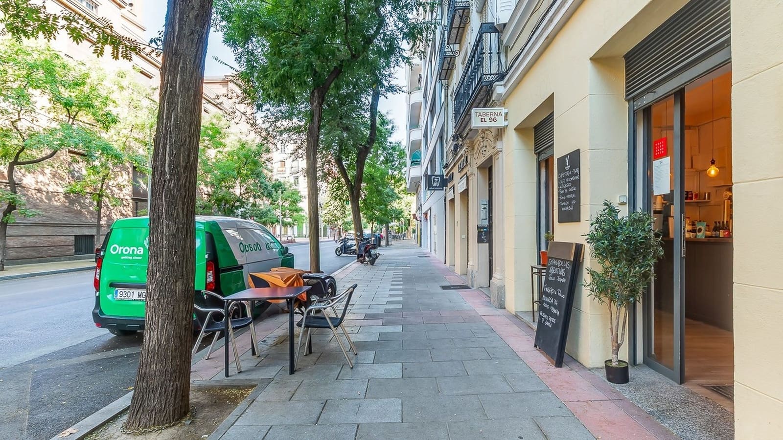 Local Comercial de 1 habitación en Madrid ciudad en alquiler - 2.000 € (Ref: 10031103)