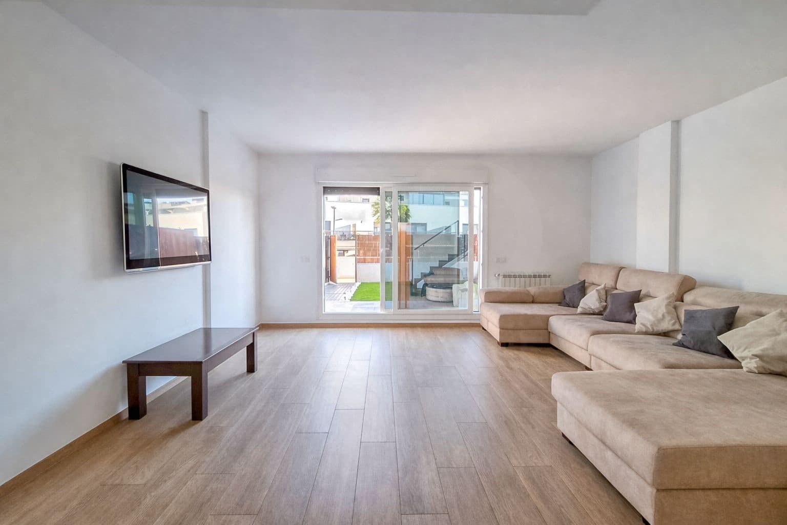 4 bedroom Terraced Villa for sale in Muchamiel / Mutxamel with pool - € 480,000 (Ref: 10031174)
