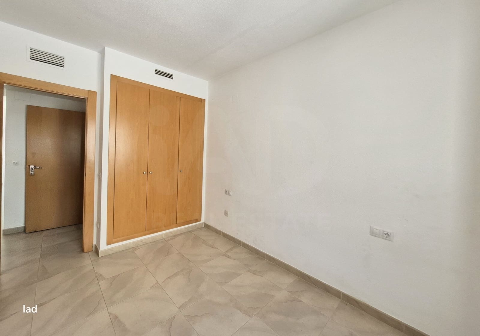 2 Zimmer Apartment zu verkaufen in Villalonga mit Garage - 137.000 € (Ref: 10031175)