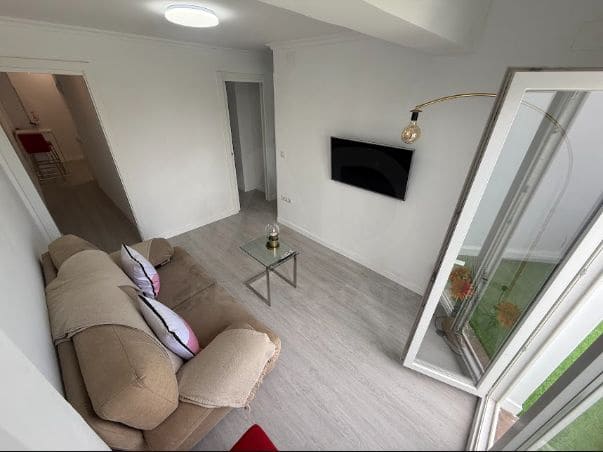 2 slaapkamer Penthouse te koop in San Agustín, Alicante stad - € 150.000 (Ref: 10031181)