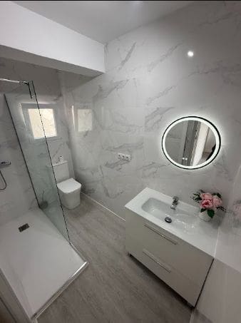 2 slaapkamer Penthouse te koop in Alicante stad - € 150.000 (Ref: 10031181)