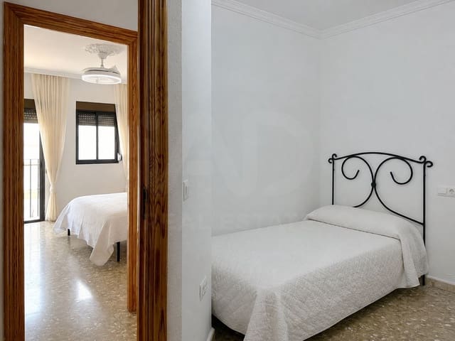2 sovrum Lägenhet till salu i Vélez-Málaga - 199 000 € (Ref: 10031186)
