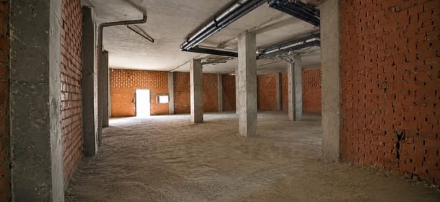 Komercyjne na sprzedaż w Aranda de Duero - 168 900 € (Ref: 10031378)