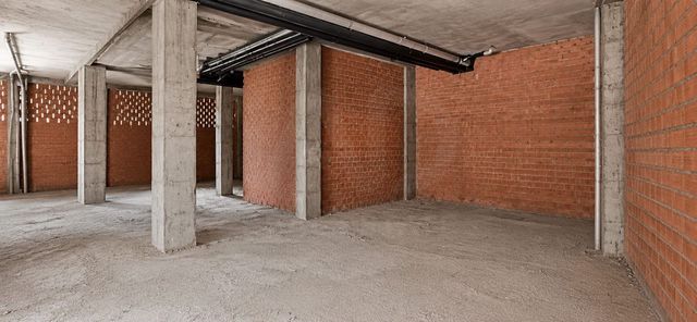 Commercial for sale in Aranda de Duero - € 168,900 (Ref: 10031378)