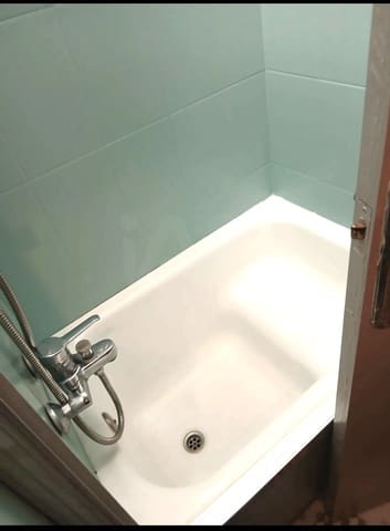 Lejlighed til leje i Salou - € 500 (Ref: 10031379)
