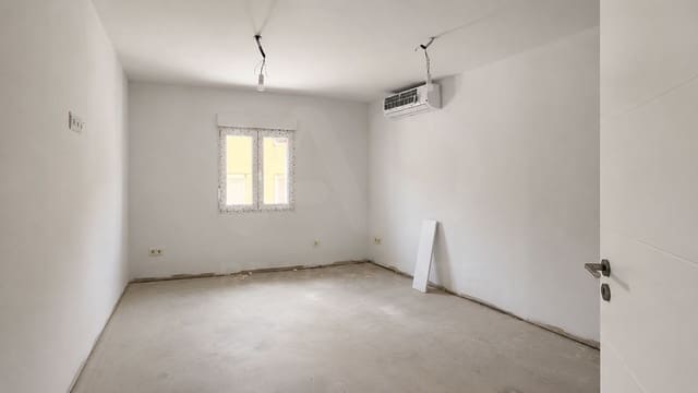 3 slaapkamer Appartement te koop in Valverde, Madrid stad - € 349.000 (Ref: 10031381)