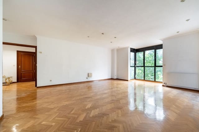3 chambre Appartement à vendre à Costillares, Madrid ville avec garage - 820 000 € (Ref: 10031382)
