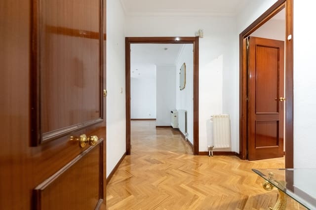 3 chambre Appartement à vendre à Costillares, Madrid ville avec garage - 820 000 € (Ref: 10031382)