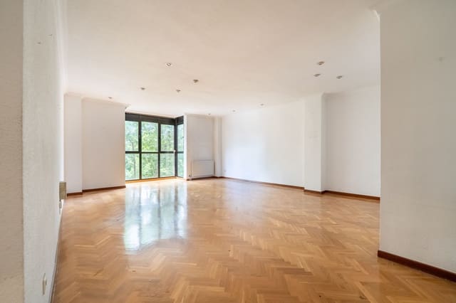 3 chambre Appartement à vendre à Costillares, Madrid ville avec garage - 820 000 € (Ref: 10031382)