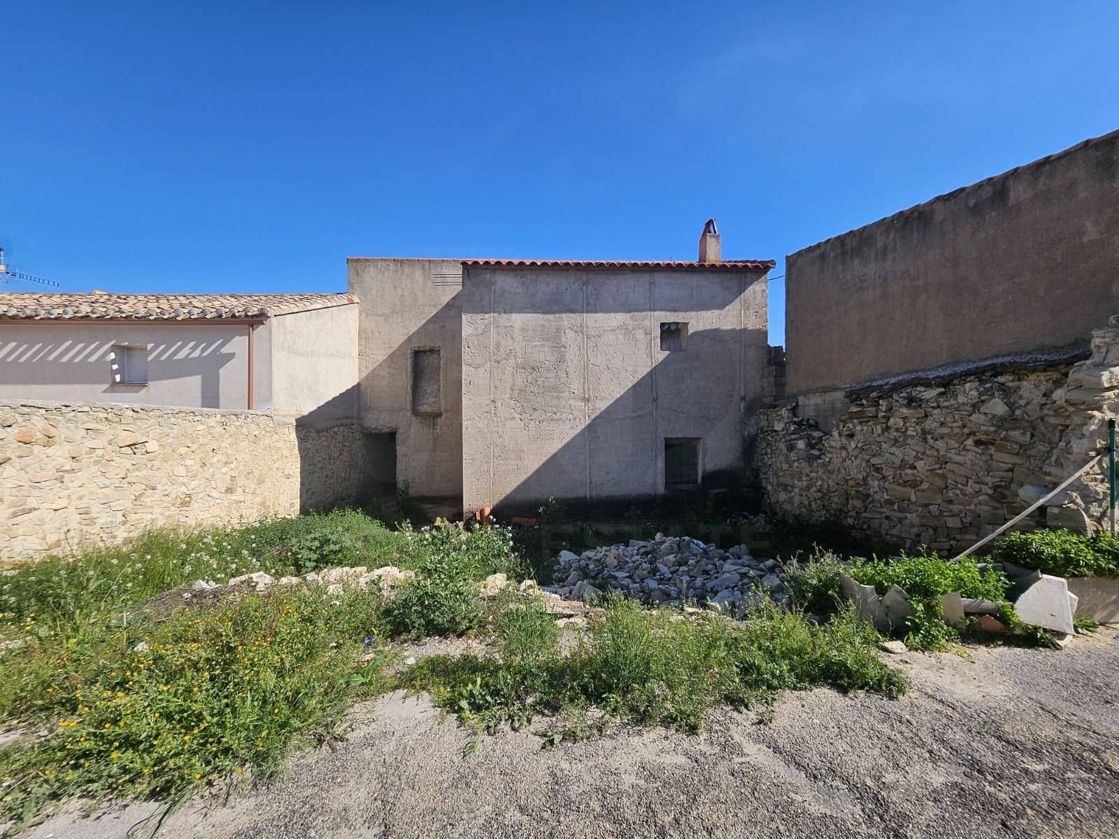 Maison de Ville à vendre à Dona Ines - 44 000 € (Ref: 10033393)