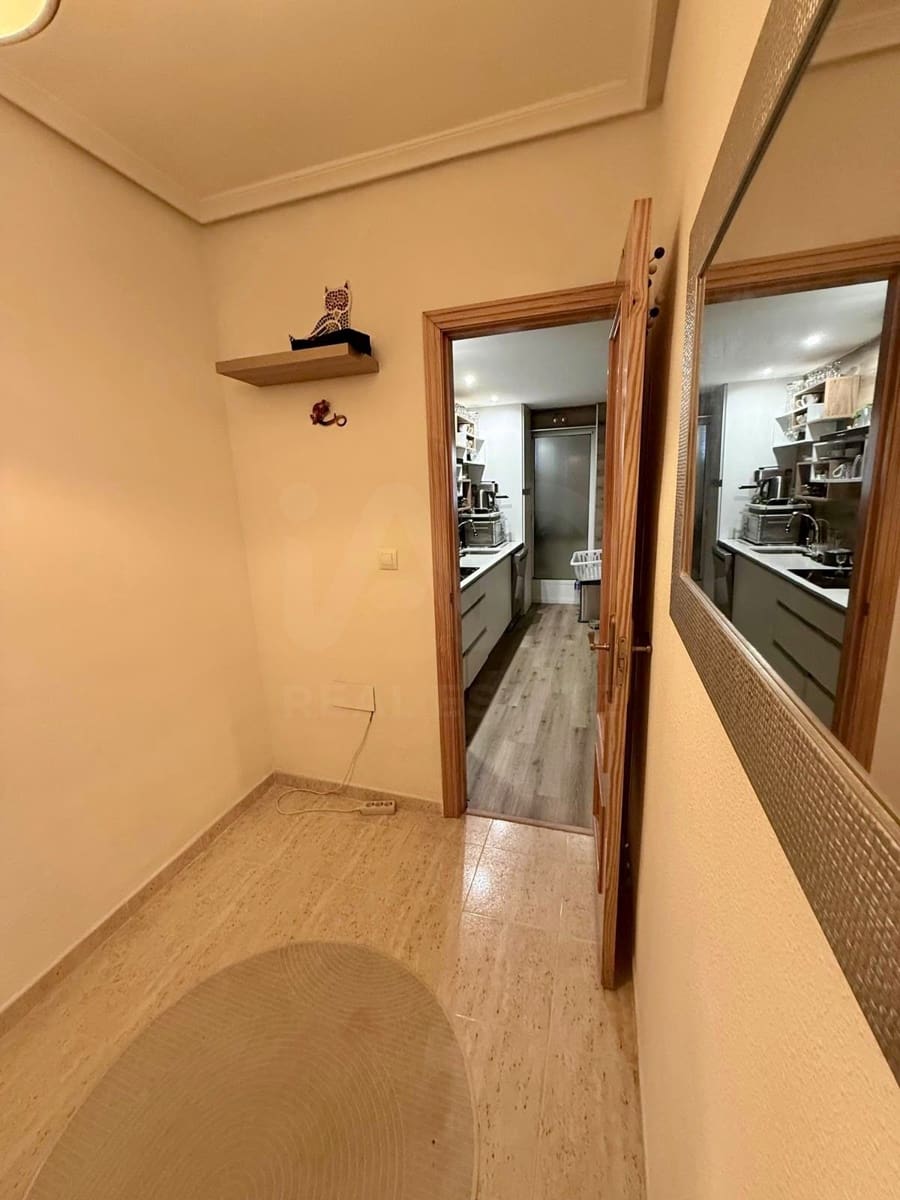 1 Zimmer Apartment zu verkaufen in Santa Pola mit Pool - 205.000 € (Ref: 10033394)