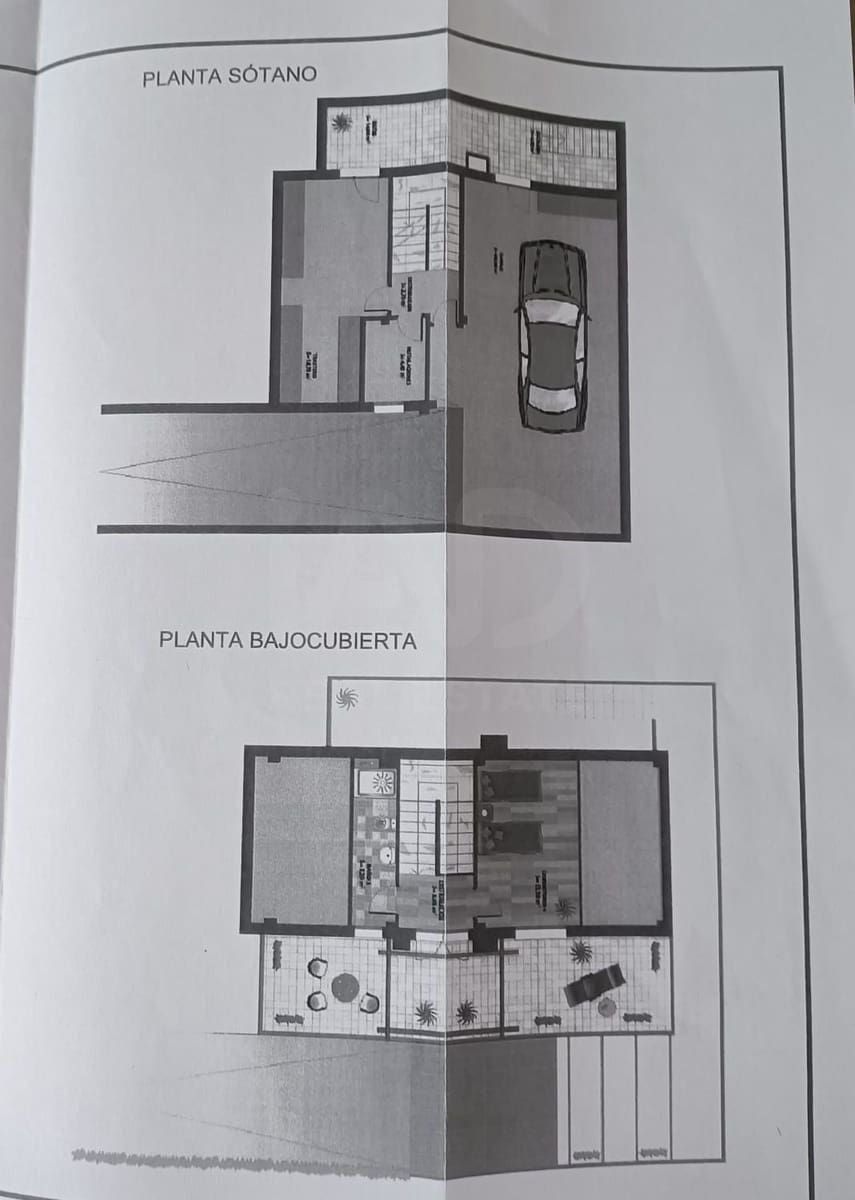 4 bedroom Villa for sale in Valladolid city with pool garage - € 645,000 (Ref: 10033395)