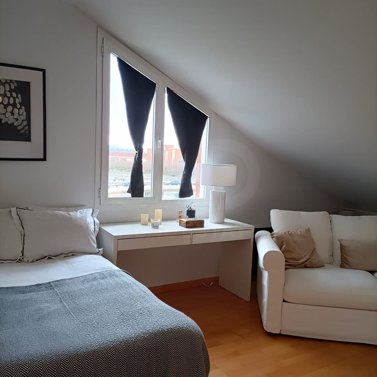 4 bedroom Villa for sale in Valladolid city with pool garage - € 645,000 (Ref: 10033395)