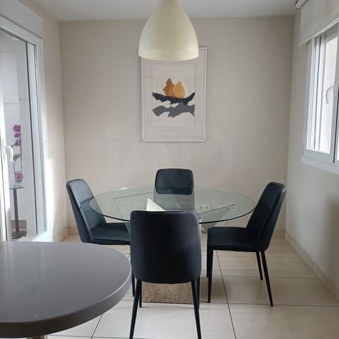 4 bedroom Villa for sale in Valladolid city with pool garage - € 645,000 (Ref: 10033395)