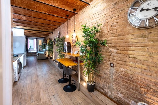 4 chambre Appartement à vendre à El Poble Sec, Barcelone ville - 745 000 € (Ref: 10033396)