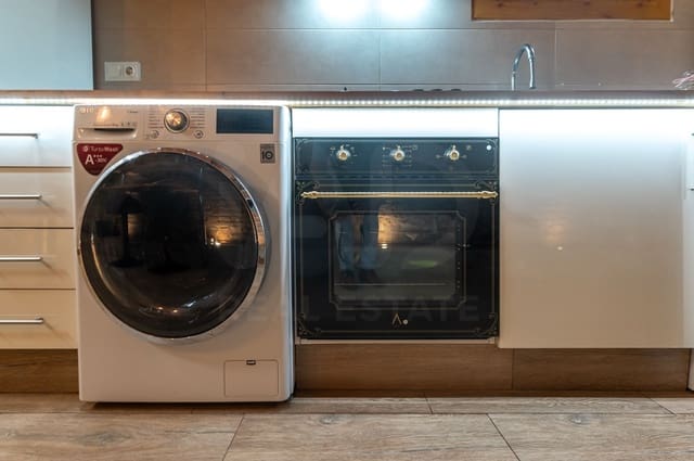 4 chambre Appartement à vendre à El Poble Sec, Barcelone ville - 745 000 € (Ref: 10033396)