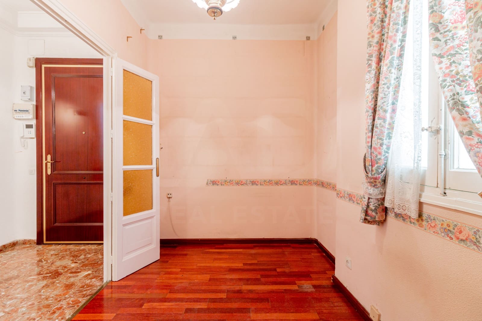 4 quarto Apartamento para venda em Madrid cidade - 790 000 € (Ref: 10033397)