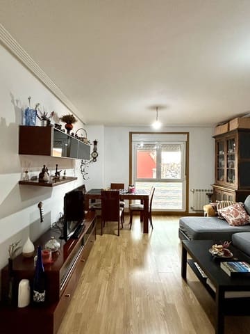 3 slaapkamer Appartement te koop in Valverde de la Virgen met garage - € 179.000 (Ref: 10033400)