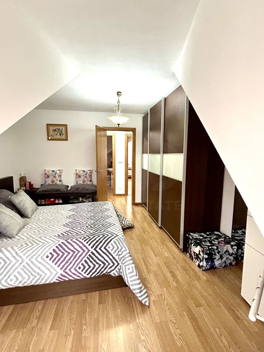 3 slaapkamer Appartement te koop in Valverde de la Virgen met garage - € 179.000 (Ref: 10033400)