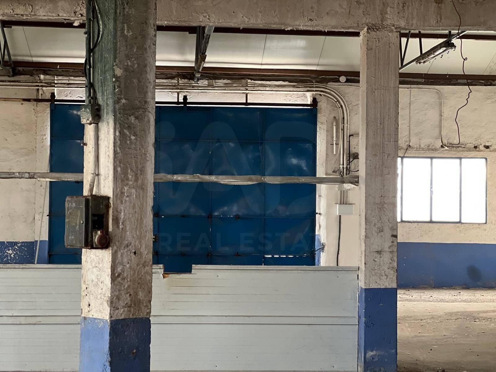 Garage zu verkaufen in Pinos Puente - 150.000 € (Ref: 10033402)