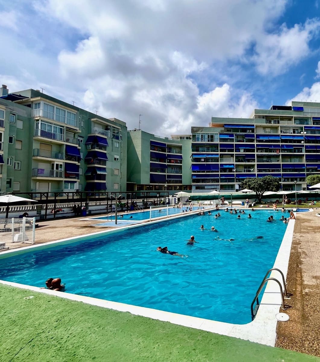3 quarto Penthouse para venda em Oropesa  com piscina - 290 000 € (Ref: 10034039)