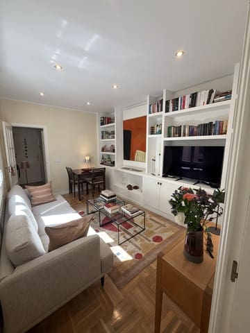 2 soveværelse Lejlighed til salg i Castellana, Madrid by - € 660.000 (Ref: 10034536)