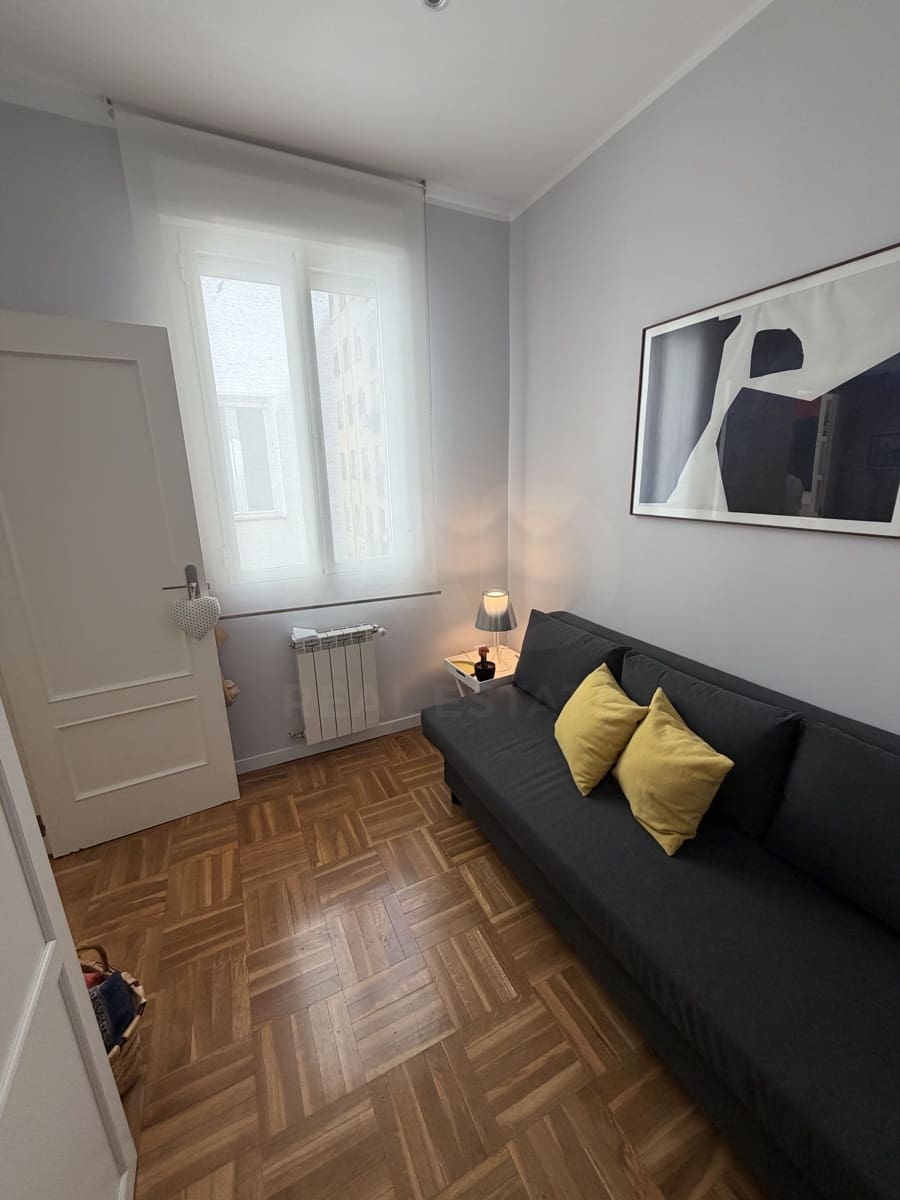 2 soveværelse Lejlighed til salg i Madrid by - € 660.000 (Ref: 10034536)