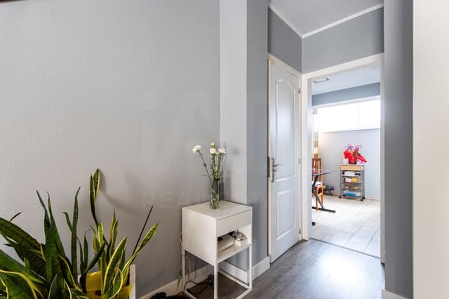 4 slaapkamer Rijtjeshuis te koop in Mollet del Vallès met garage - € 436.000 (Ref: 10034537)