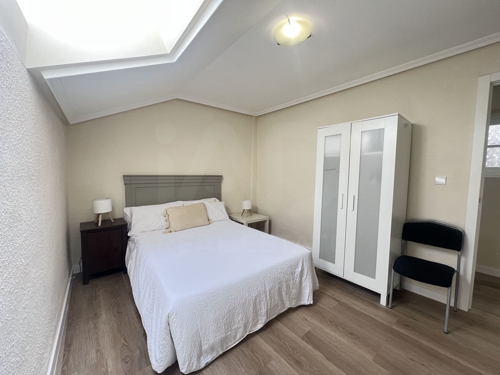 2 bedroom Apartment for sale in Aviles - € 184,900 (Ref: 10034538)