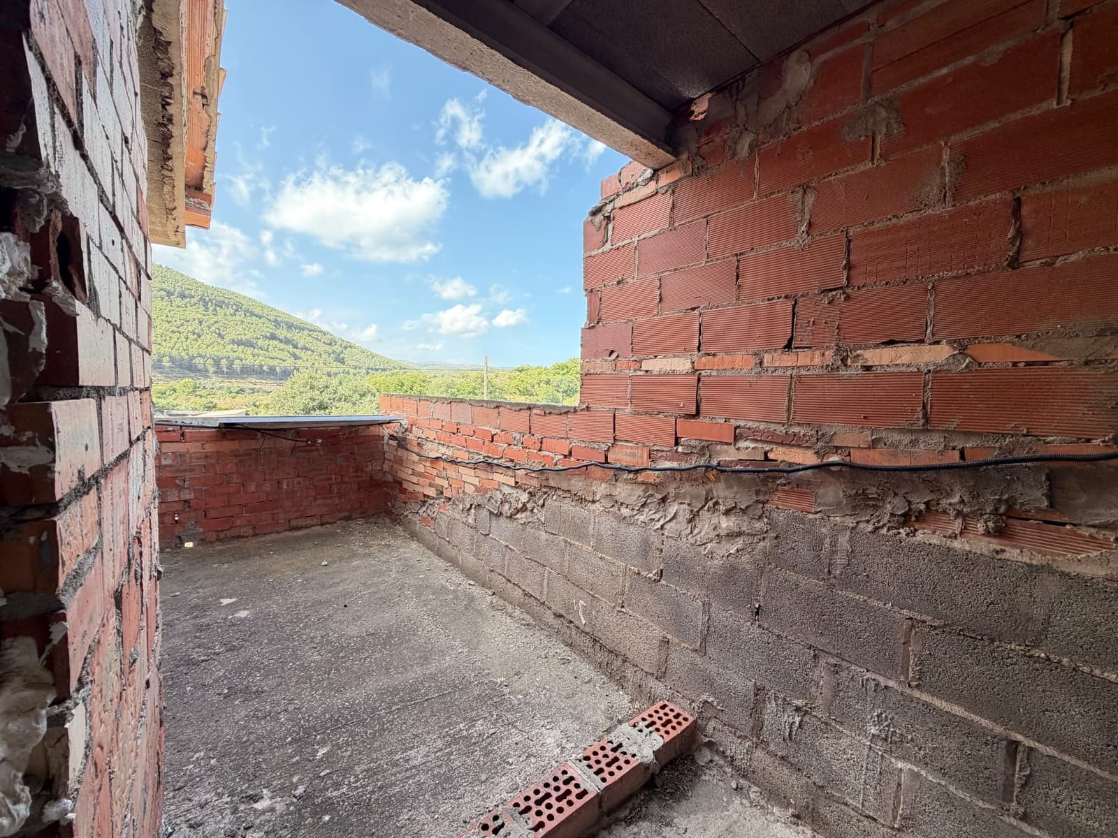 3 chambre Finca/Maison de Campagne à vendre à Jerica avec garage - 85 000 € (Ref: 10034542)