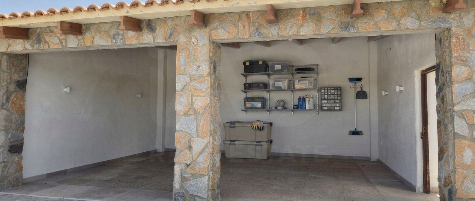 5 bedroom Finca/Country House for sale in Barinas with pool garage - € 472,000 (Ref: 10034543)