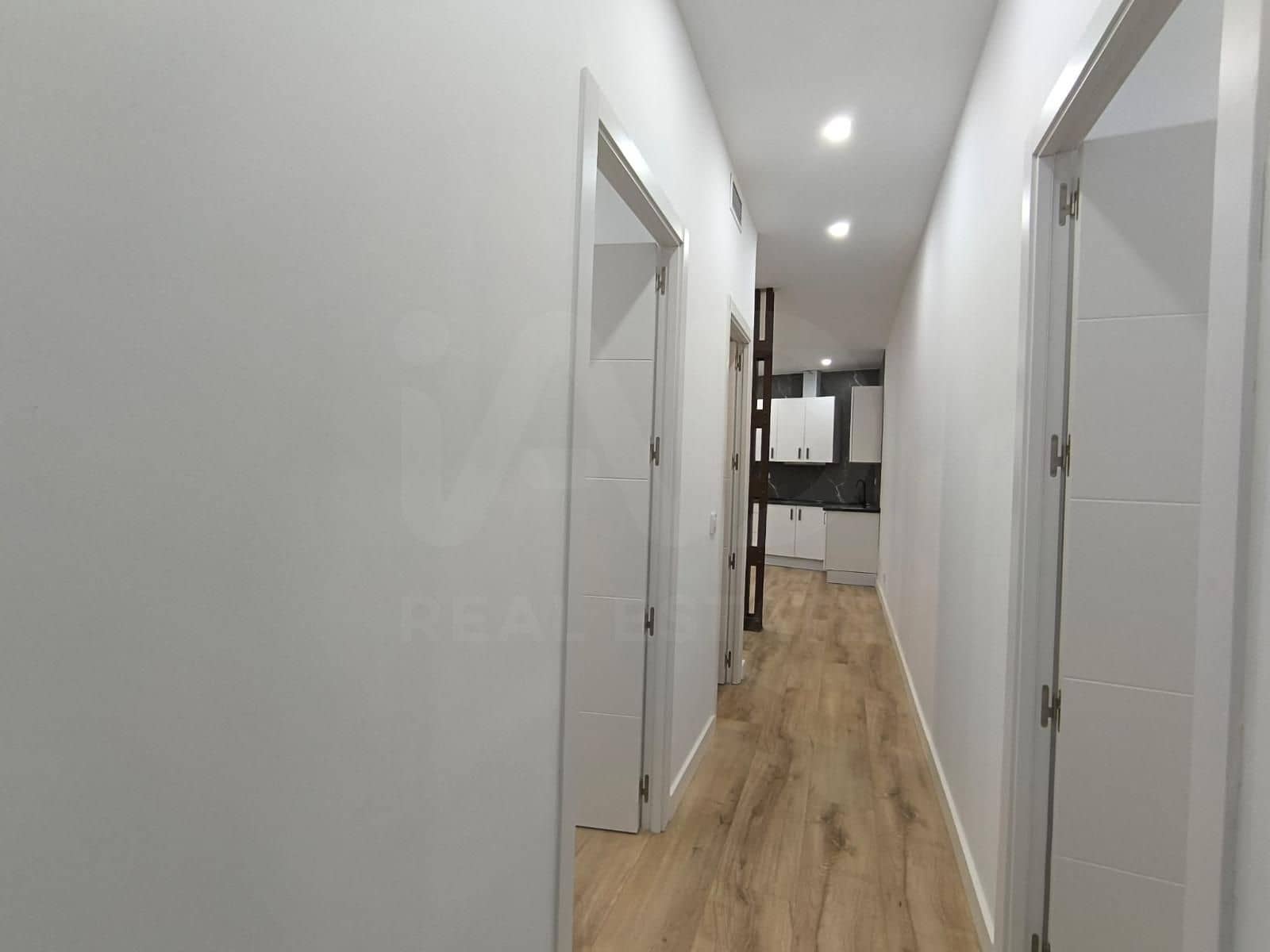 2 soverom Leilighet til leie i Madrid by - € 1 450 (Ref: 10034546)