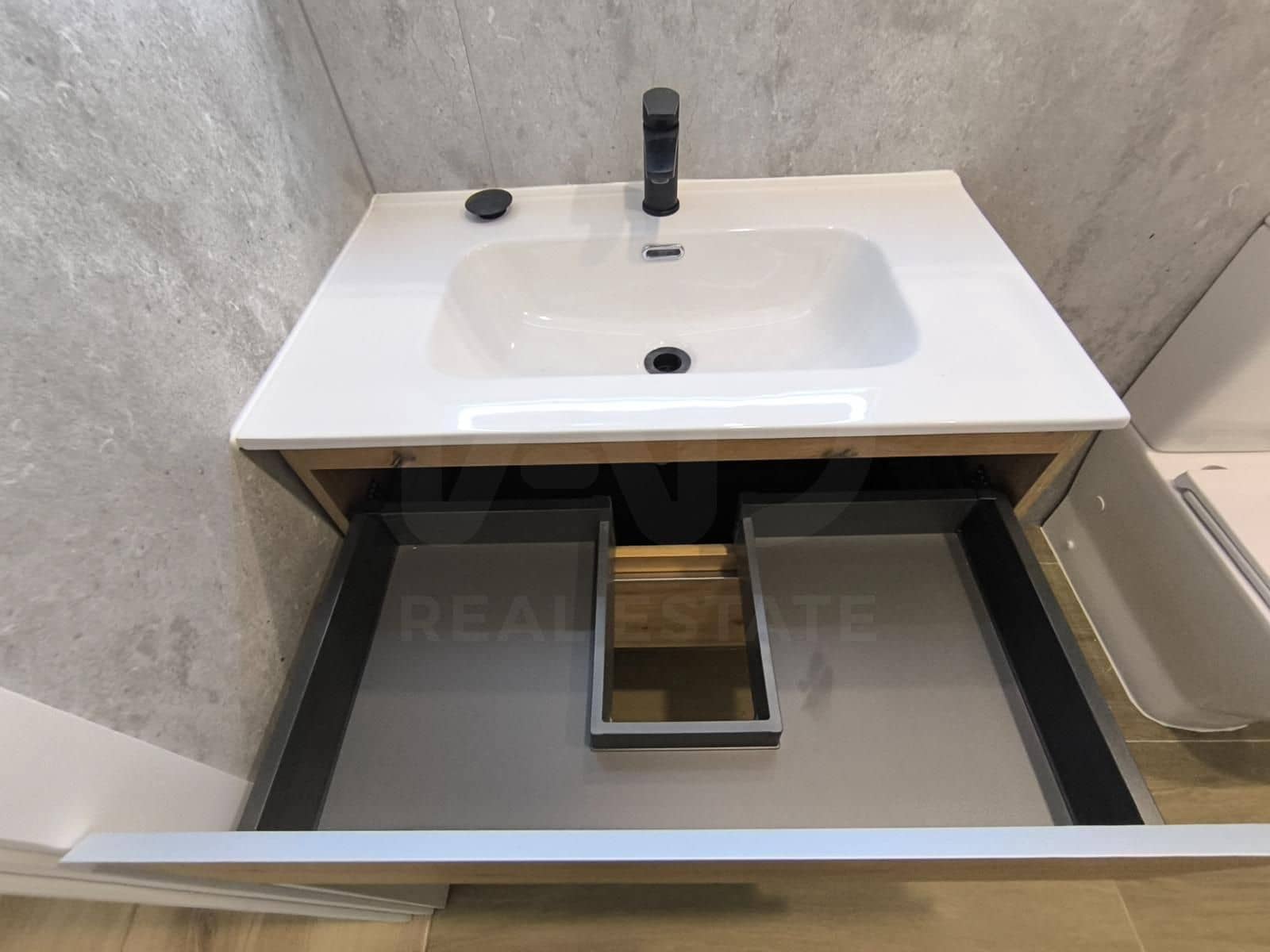 2 soverom Leilighet til leie i Madrid by - € 1 450 (Ref: 10034546)