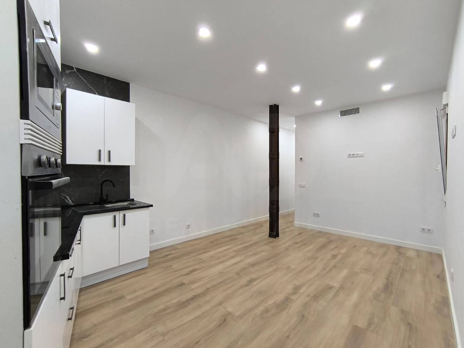 2 soverom Leilighet til leie i Madrid by - € 1 450 (Ref: 10034546)