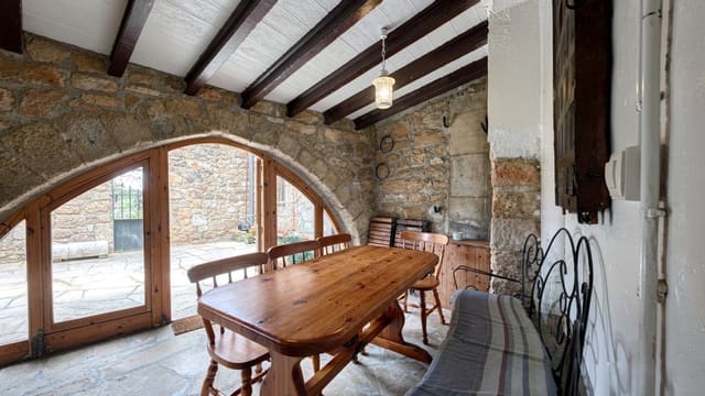 9 quarto Hotel para venda em Cornudella de Montsant - 589 100 € (Ref: 10034548)