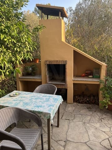 3 bedroom Townhouse for sale in Olesa de Bonesvalls with garage - € 550,000 (Ref: 10034818)