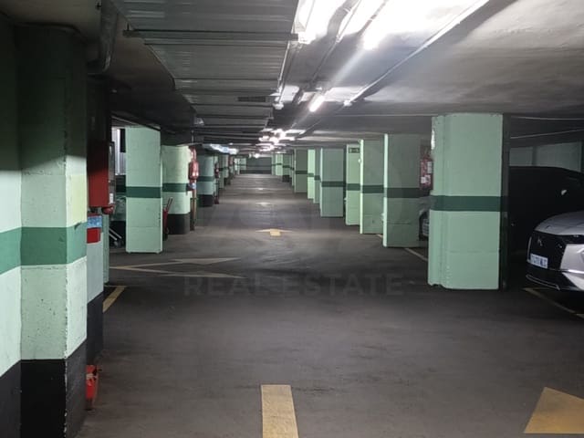 Garage for sale in Palacio, Madrid city - € 30,500 (Ref: 10034820)