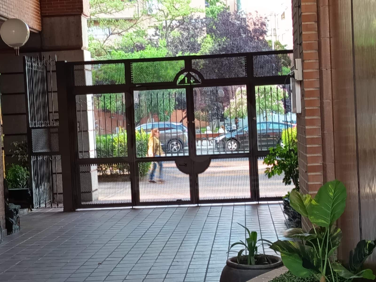 Garage for sale in Madrid city - € 30,500 (Ref: 10034820)