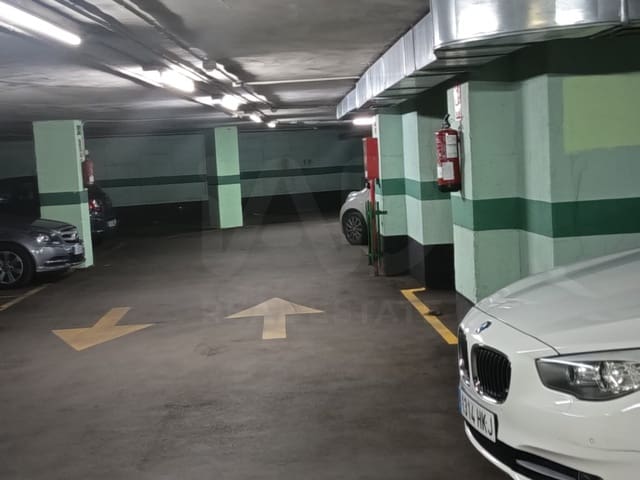 Garage for sale in Palacio, Madrid city - € 30,500 (Ref: 10034820)
