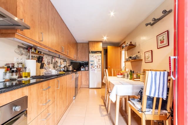 4 chambre Appartement à vendre à Sant Quirze del Vallès avec piscine garage - 485 000 € (Ref: 10034825)
