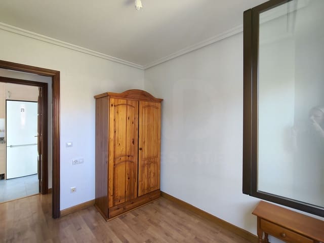 3 makuuhuone Huoneisto myytävänä paikassa Salamanca kaupunki - 233 000 € (Ref: 10035971)