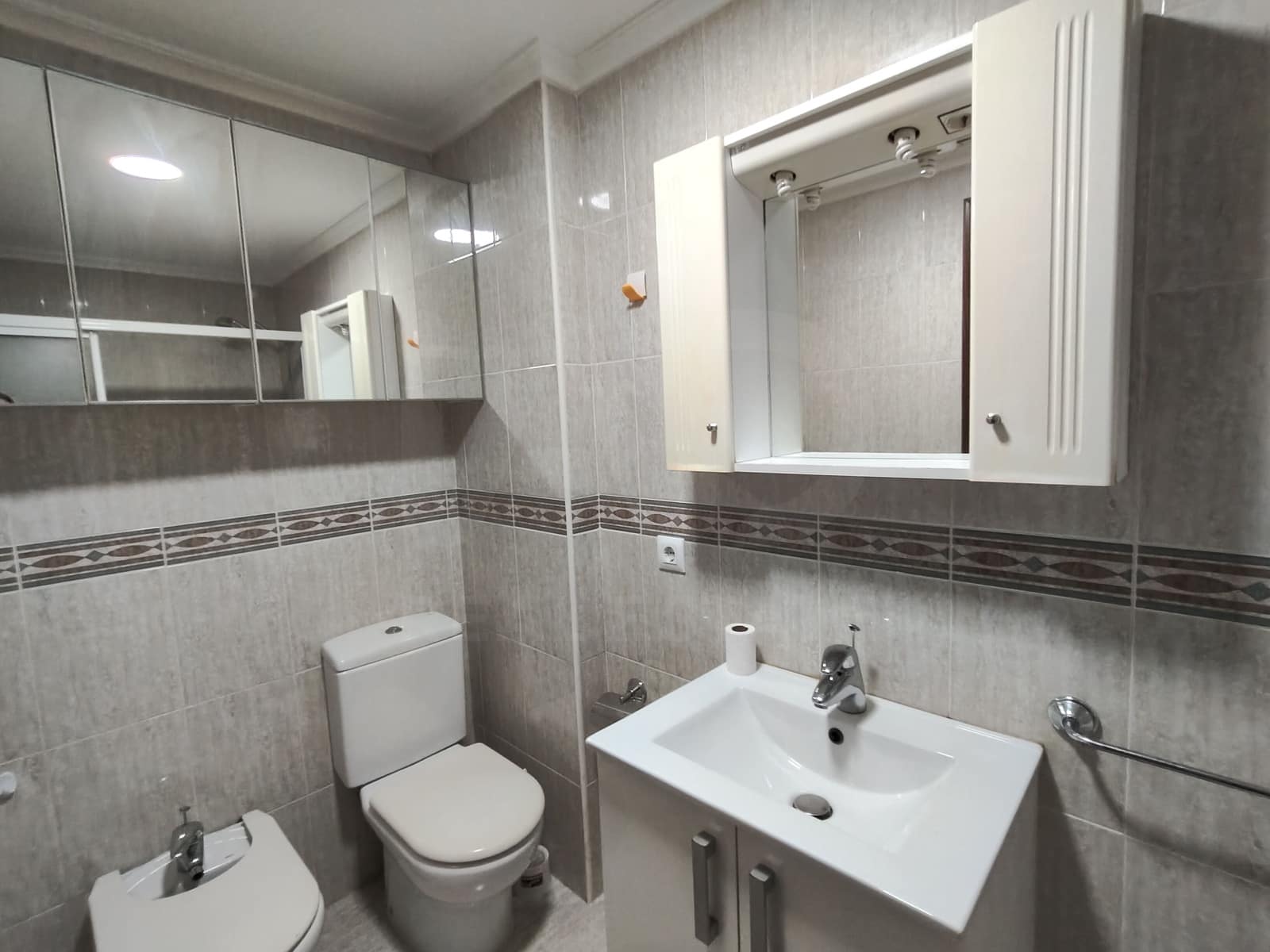 3 Zimmer Apartment zu verkaufen in Salamanca Stadt - 233.000 € (Ref: 10035971)