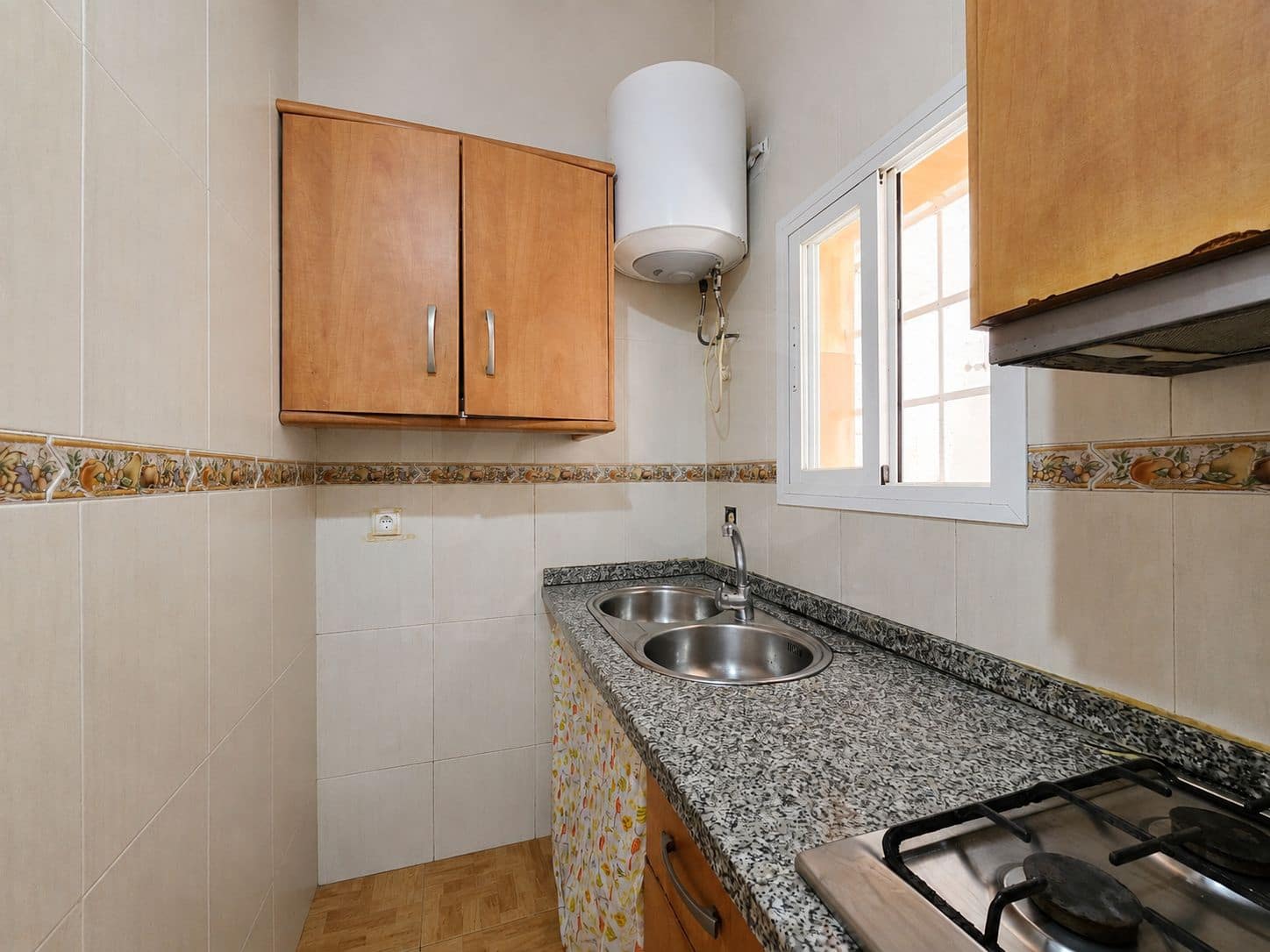 5 bedroom Townhouse for sale in Polopos - € 115,000 (Ref: 10035972)